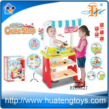 New design battery operated DIY kids plastic play house surper cake shop with sound and light H169827